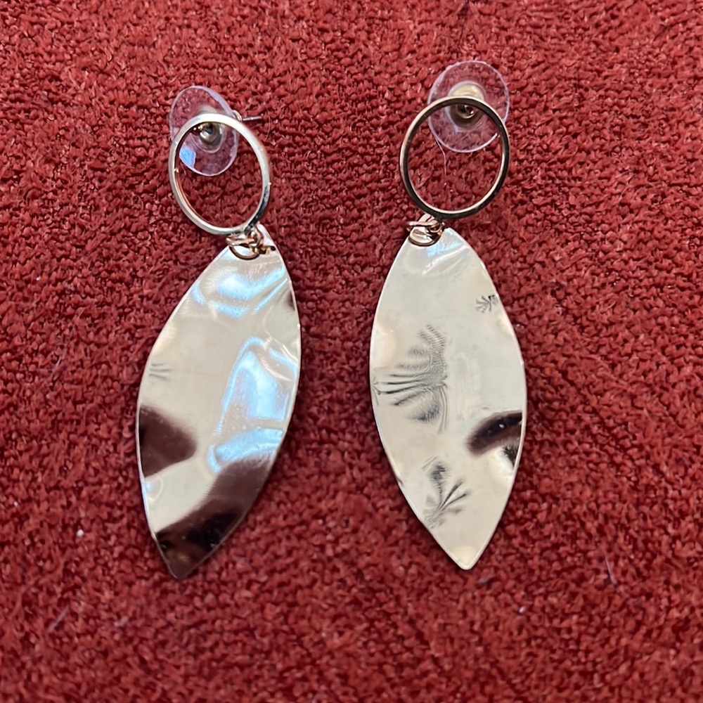 Gold leaf earrings